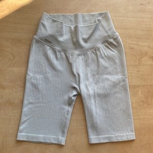 Aim’n Cloud Ribbed Biker Shorts (Size S)